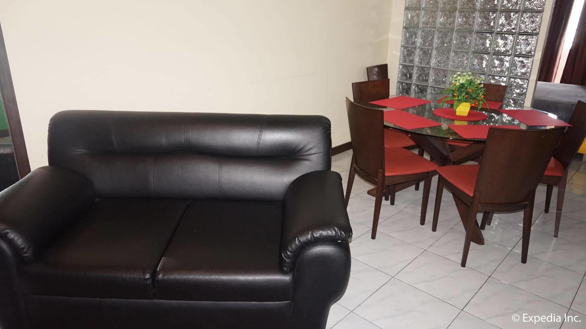 Manila Bay Serviced Apartments Экстерьер фото